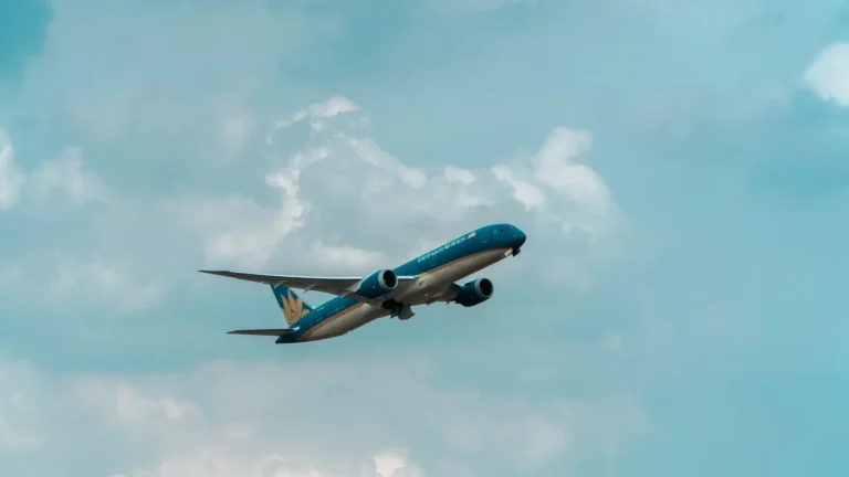 Cheap Flights Price Comparison: How to Find the Lowest Fares, Every Time